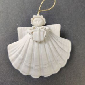 🎅 Margaret Furlong Ornament Vintage 1991 Gift Shell Angel Porcelain Ceramic 3"